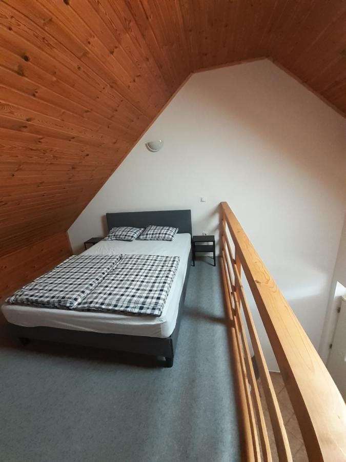 Ferienwohnung Polonia Apartman Egerszalók Exterior foto