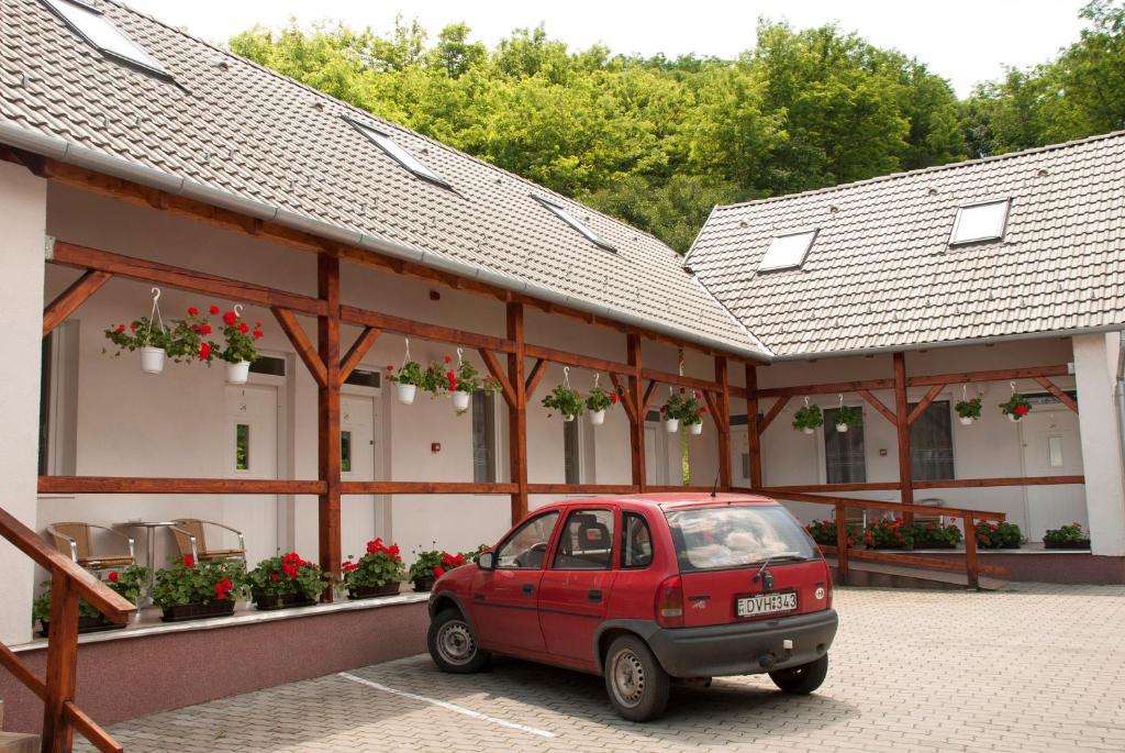 Ferienwohnung Polonia Apartman Egerszalók Exterior foto